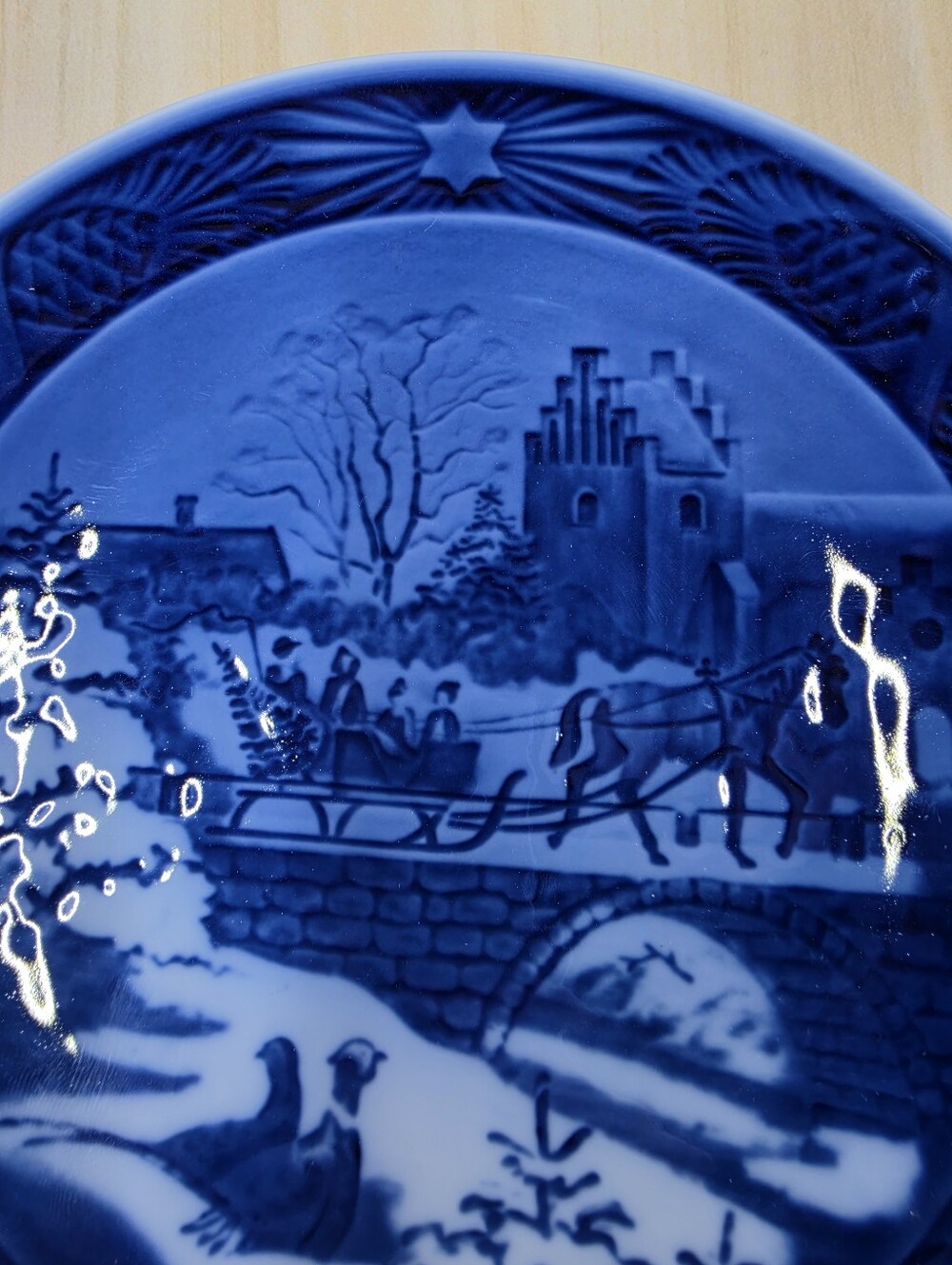 Royal Copenhagen 1999 The Sleigh Ride Annual Christmas Plate Denmark - Picture 6 of 8
